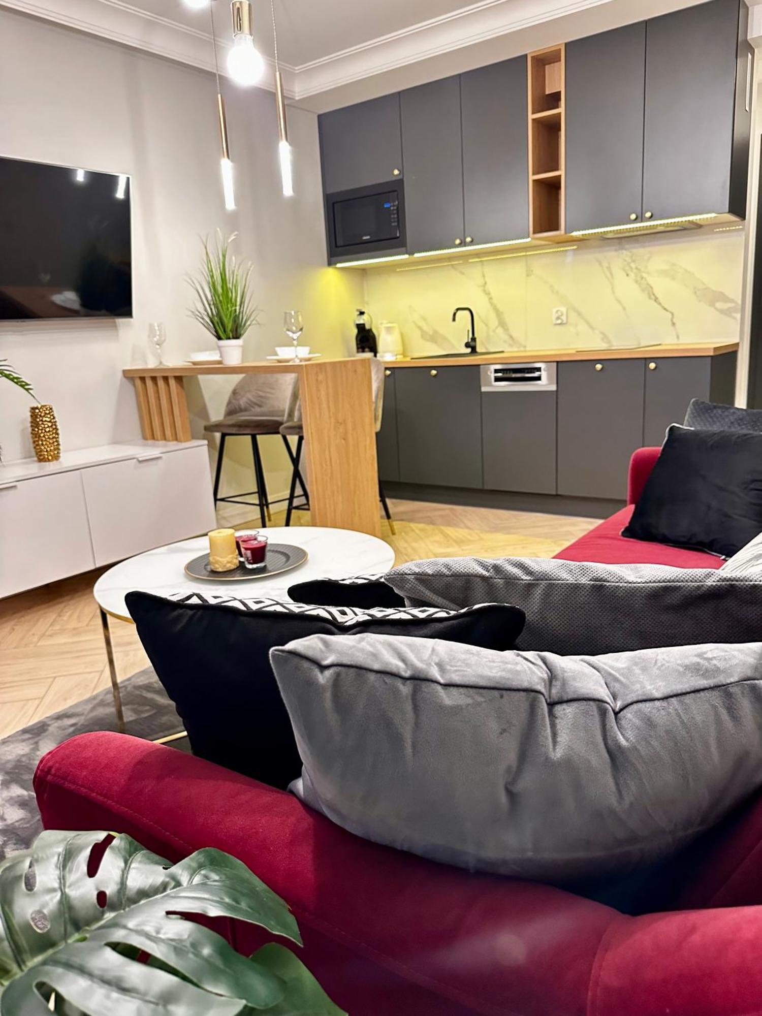 Apartamenty Kielce- Apartament Saphire Przy Zalew Kielecki, Faktura, Parking, Centrum Exteriér fotografie